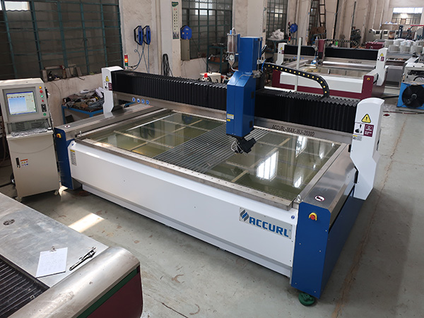 Máquina de corte por chorro de agua cnc de alta presión de 2000 * 1500